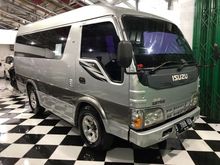 2012 Isuzu Elf 2.8 Minibus