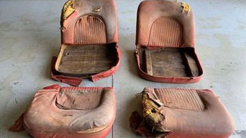Sepasang Kursi Mobil Butut Ini Dijual Rp 1,3 Miliar, Simak Alasannya