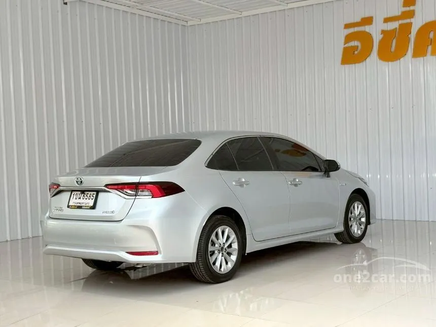 2020 Toyota Corolla Altis Hybrid Entry Sedan