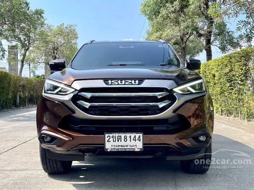 2022 Isuzu MU-X Ultimate SUV