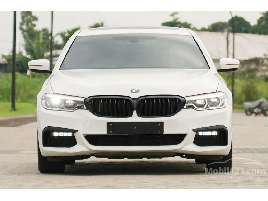 2020 BMW 520i M Sport 75th Edition Sedan