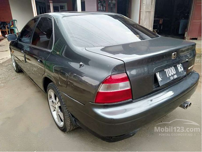 Jual Mobil  Honda  Accord  1994 Manual 2 2 di Jawa  Tengah  