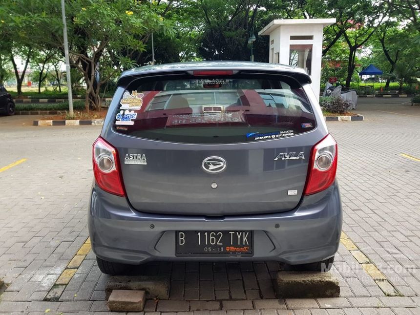  Gambar Mobil Ayla Warna  Grey Galeri Mobil 