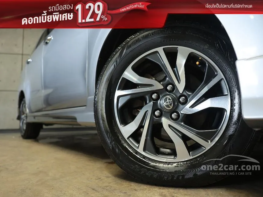2021 Toyota INNOVA Crysta Wagon
