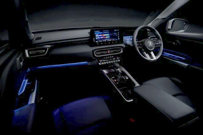 Review Interior Mitsubishi Destinator; Dari Ambient Lighting sampai Audio Yamaha Bikin Betah