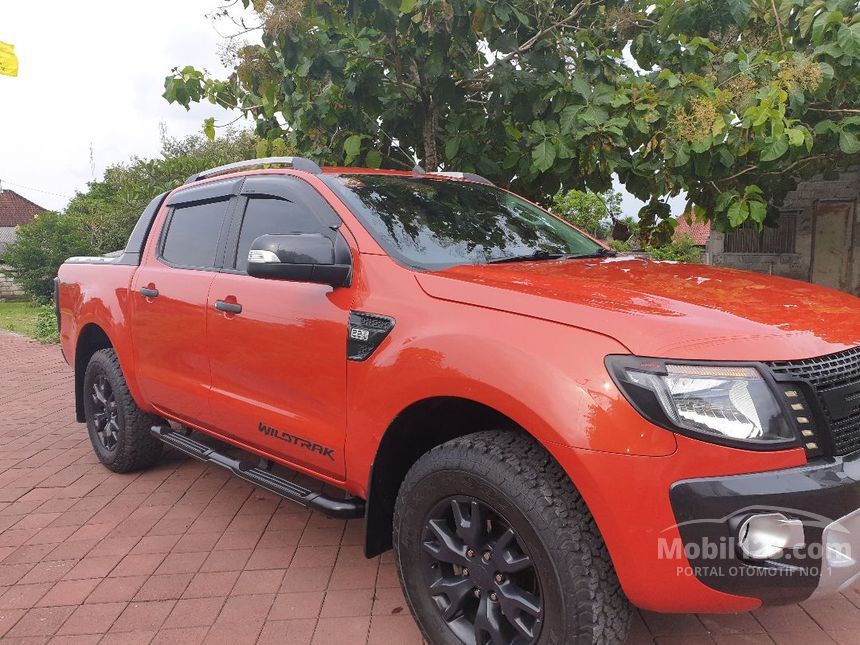  Jual  Mobil Ford  Ranger  2014 WildTrak  2 2 di Bali Automatic 