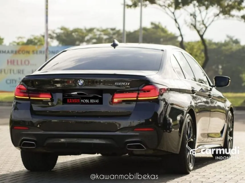 2021 BMW 520i M Sport Sedan