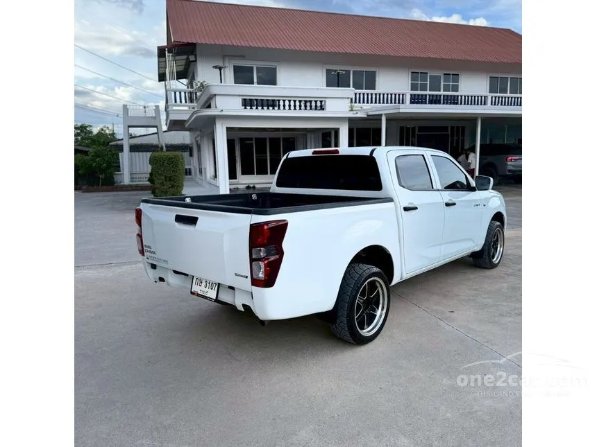 2022 Isuzu D-MAX S Cab-4 Pickup