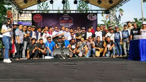 NGK Car Meet Up Balikpapan Meriah