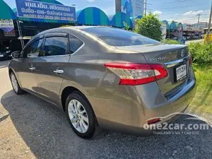 2013 Nissan SYLPHY 1.8 V Sedan