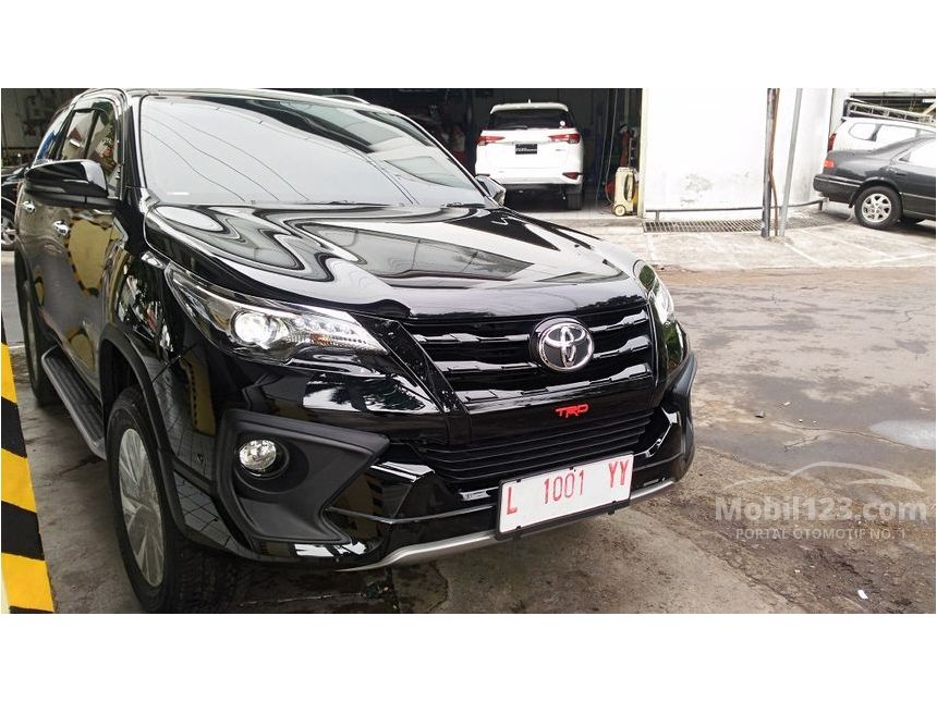 Jual Mobil Toyota Fortuner 2019  TRD 2 4 di Jawa Timur 