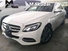 2015 Mercedes-Benz C200 2.0 Avantgarde Sedan JAPAN SPEC!!!
