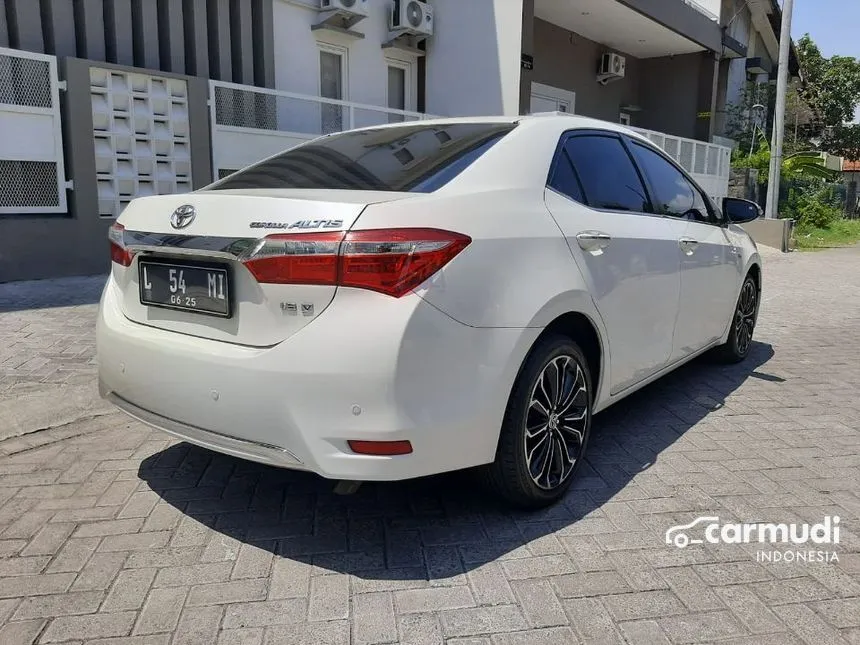 2015 Toyota Corolla Altis V Sedan