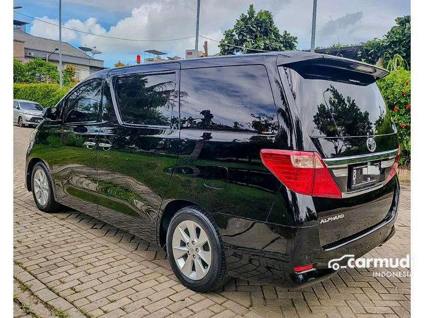2013 Toyota Alphard G MPV