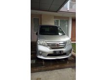 2013 Nissan Serena 2.0 Highway Star MPV