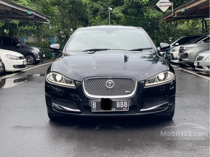 2011 Jaguar XF V6 Sedan