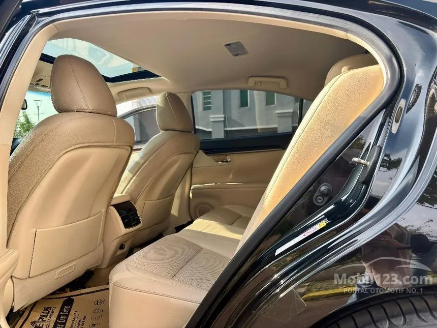 2014 Lexus ES 250 Sedan