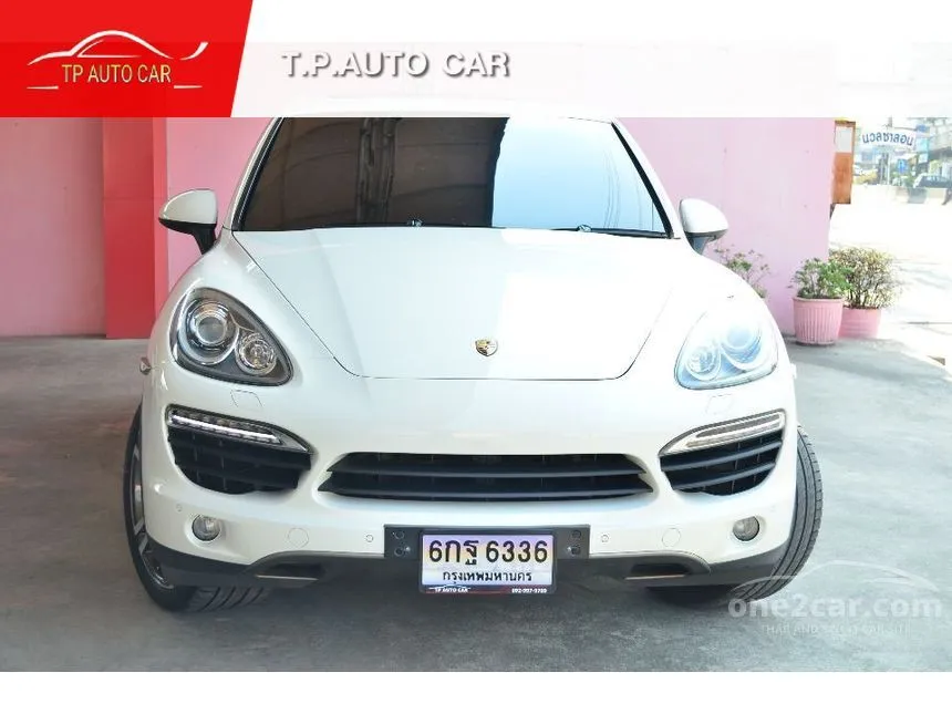 2012 Porsche CAYENNE S Hybrid Wagon