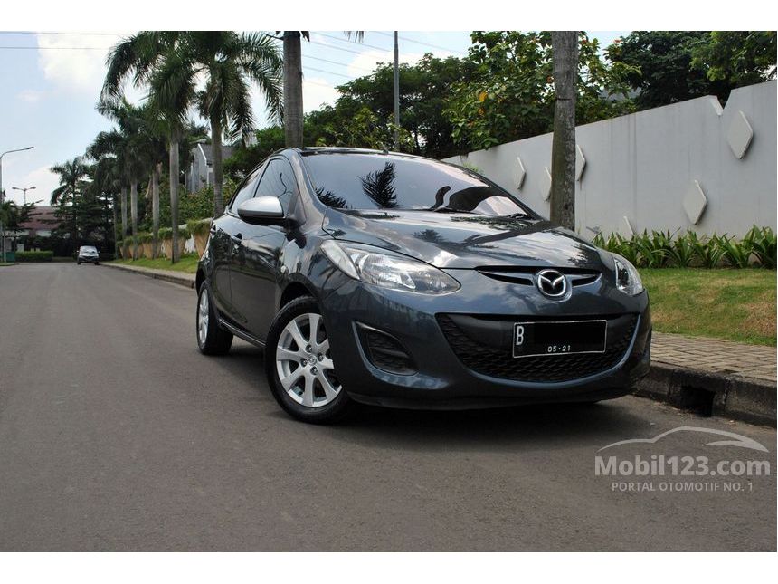  Jual  Mobil  Mazda 2 2011 S 1 5 di Banten Automatic 