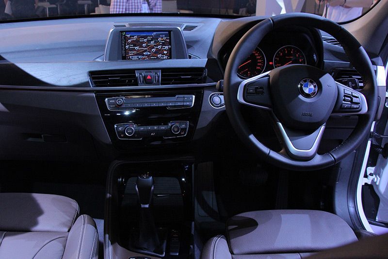 Performa, Sporty dan Mewah Melebur di All-new BMW X1 9