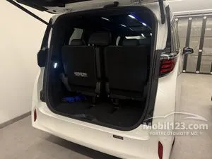 2025 Toyota Alphard 2.5 G (Premium Color) MPV