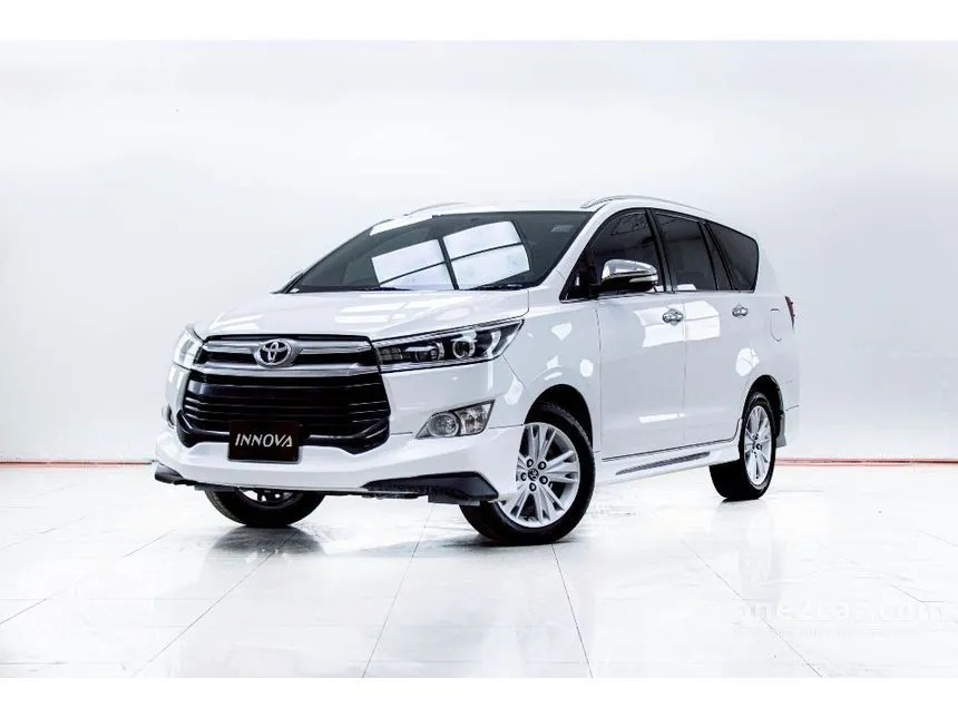 2017 Toyota INNOVA Crysta V Wagon