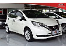 2017 Nissan Note 1.2 (ปี 17-21) V Hatchback