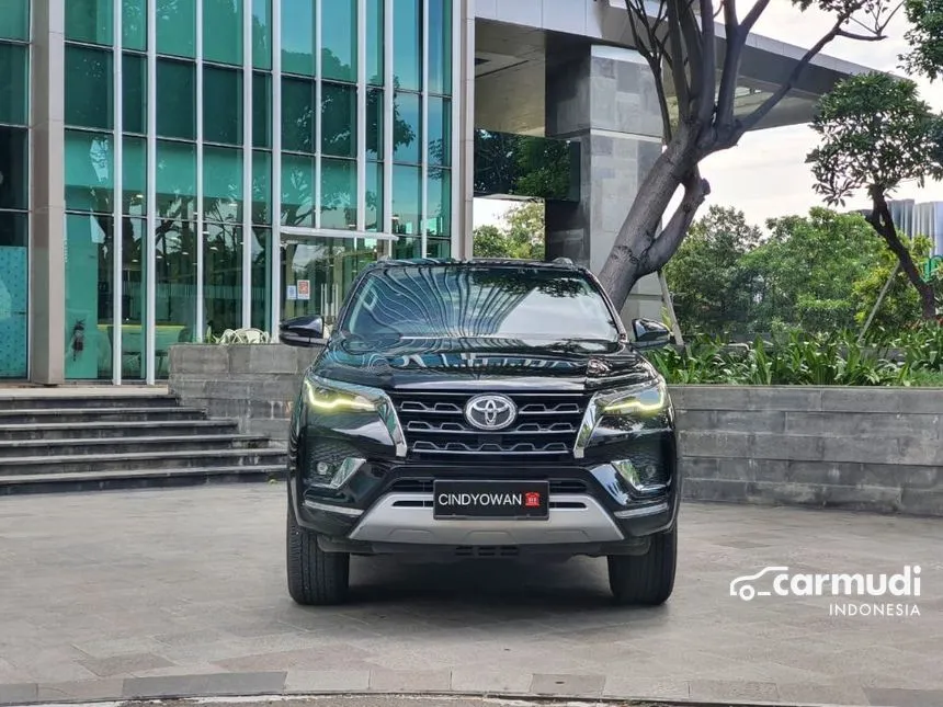 2022 Toyota Fortuner VRZ 4X2 SUV