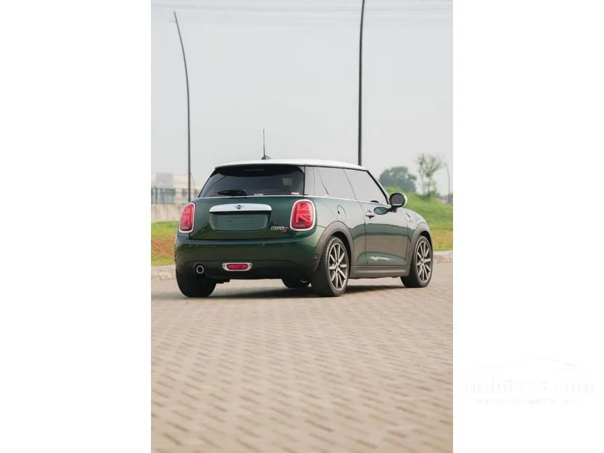 2018 MINI Cooper 3 Door Hatchback