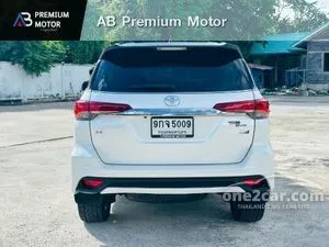 2017 Toyota FORTUNER 2.8 TRD Sportivo (Blacktop) SUV