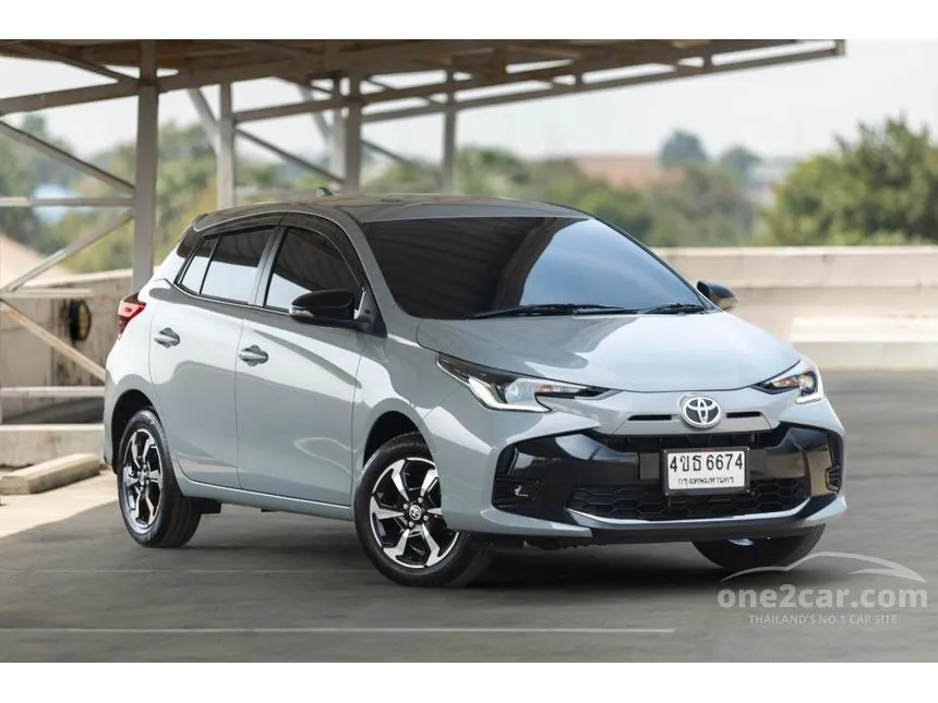 2023 Toyota Yaris Smart Hatchback