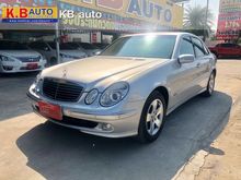 2004 Mercedes-Benz E240 2.6 W211 (ปี 03-09) Avantgarde Sedan AT