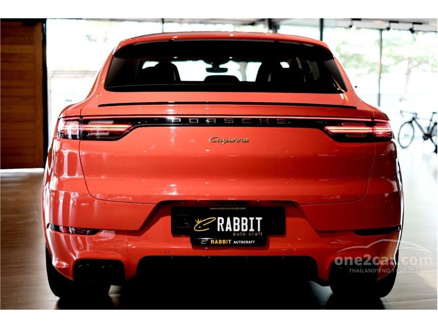 Porsche Cayenne EHybrid 3.0 เกียร์อัตโนมัติ สีส้ม ศูนย์
