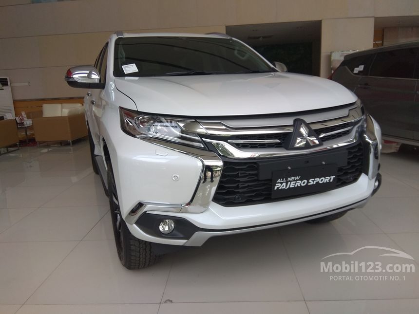 Jual Mobil  Mitsubishi Pajero Sport  2019 Dakar 2 4  di Jawa 