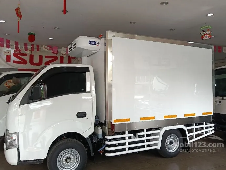 2025 Isuzu Traga Box Semi Aluminium Pickup