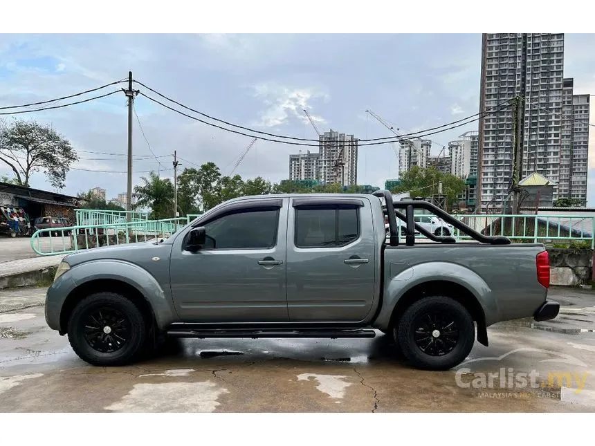 2015 Nissan Navara LE Dual Cab Pickup Truck