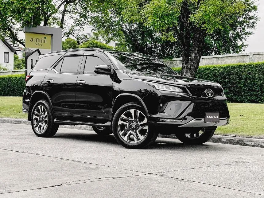 2020 Toyota Fortuner V SUV