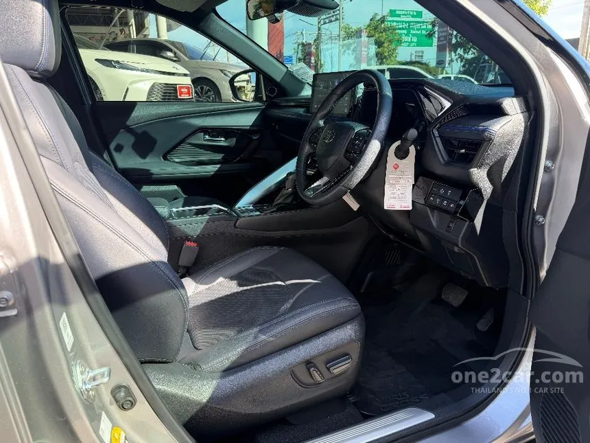 2024 Toyota Yaris Cross HEV Premium Luxury SUV