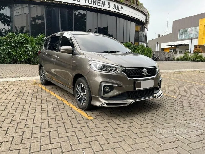 Jual Mobil Suzuki Ertiga 2022 Hybrid Sport 1.5 di Banten Automatic MPV Abu
