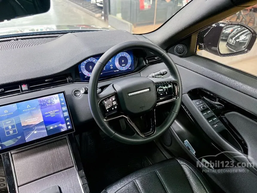 2024 Land Rover Range Rover Evoque P250 SE MHEV SUV