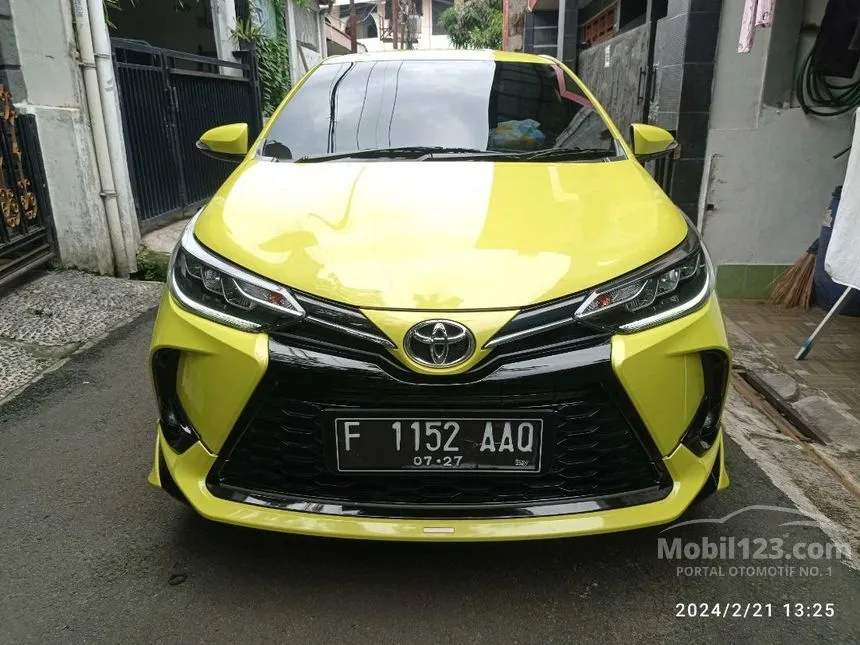 Jual Mobil Toyota Yaris 2022 S GR Sport 1.5 di DKI Jakarta Automatic Hatchback Kuning Rp 231.000.000