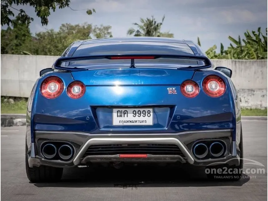 2011 Nissan GT-R Coupe