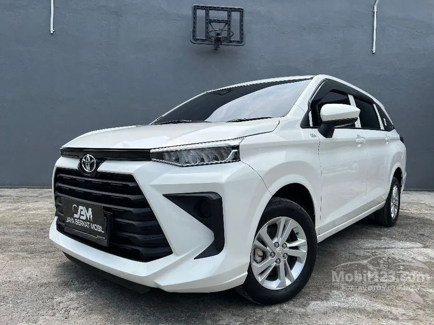 Jual Mobil Toyota Avanza 2021 E 1.3 di Jawa Timur Manual MPV Putih Rp 190.000.000