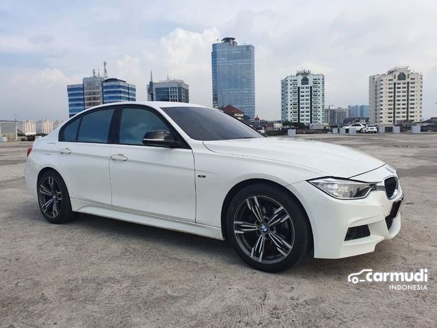 Beli Mobil Bmw 3i Baru Bekas Kisaran Harga Review 21 Carmudi Indonesia