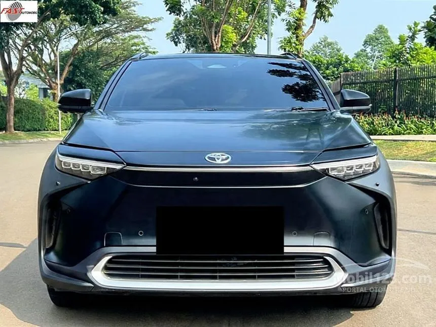 2023 Toyota BZ4X (1 Tone) SUV