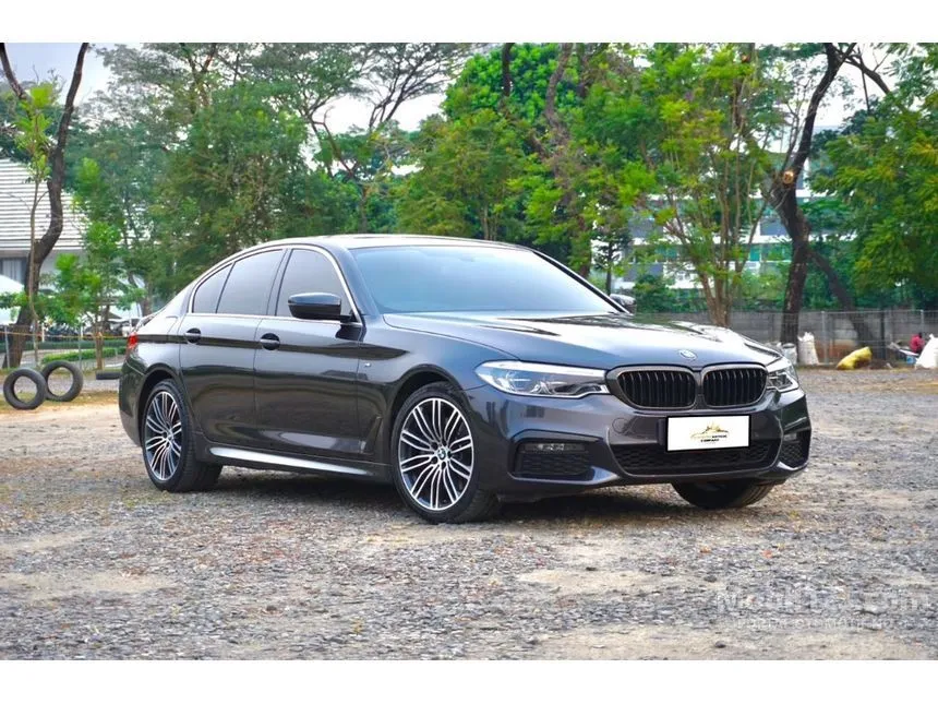 2019 BMW 530i M Sport Sedan