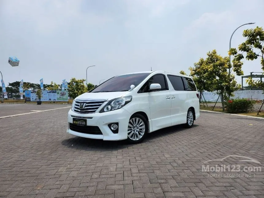 Jual Mobil Toyota Alphard 2013 SC 2.4 di Banten Automatic MPV Putih Rp 361.000.000