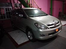 2004 Toyota Kijang Innova 2.0 V MPV