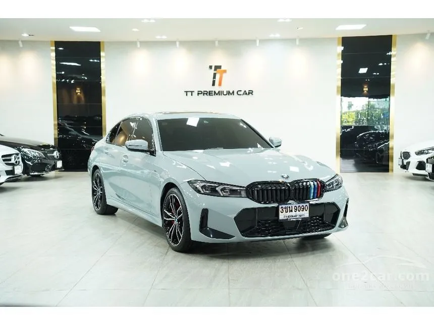 2025 BMW 330e M Sport Sedan