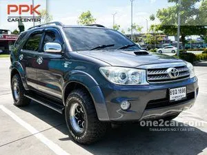 2010 Toyota FORTUNER 3.0 V SUV